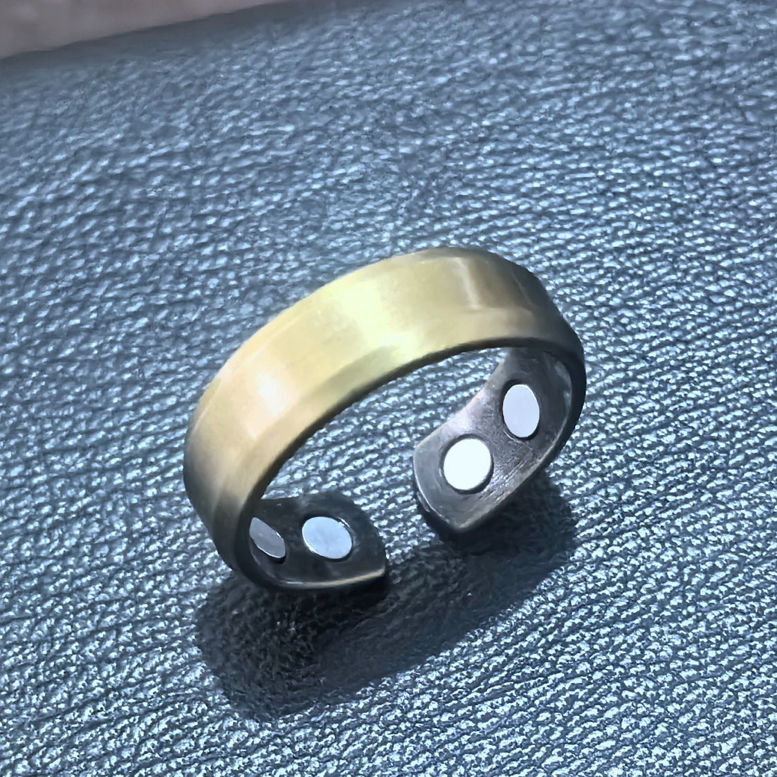 429570841-5